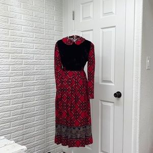 Karin Stevens red red.